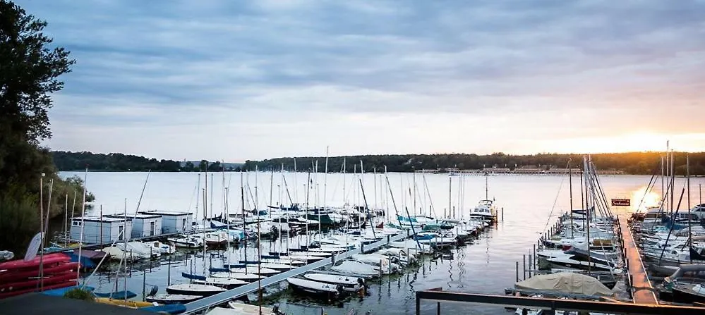 מלון ברלין Das Kleine Hausboot Am Wannsee ספינת מלון