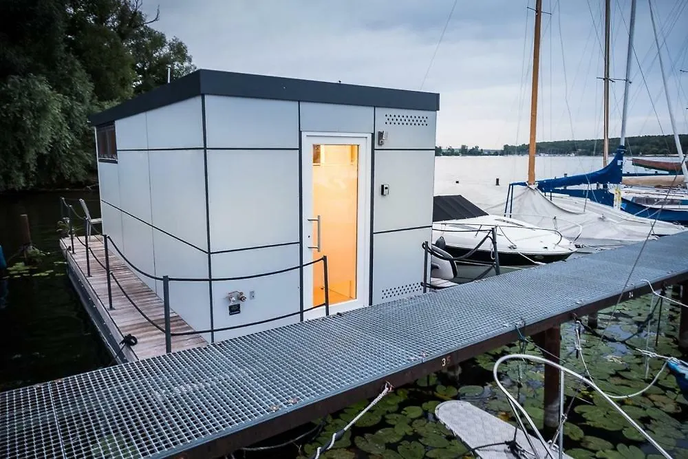 ספינת מלון מלון ברלין Das Kleine Hausboot Am Wannsee